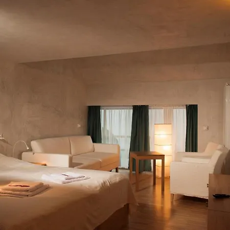 Hotell Besidka 3*