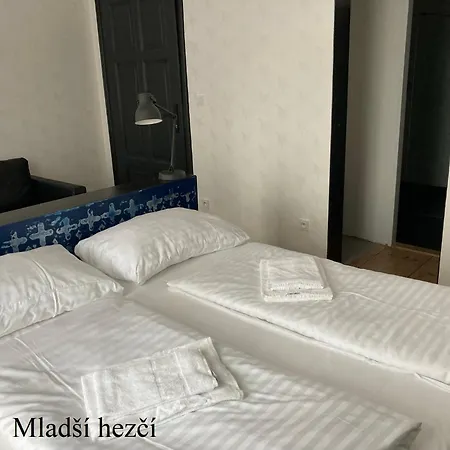 Besidka 3*