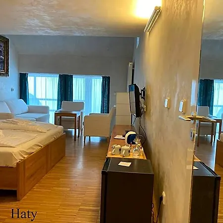 Besidka 3* Slavonice